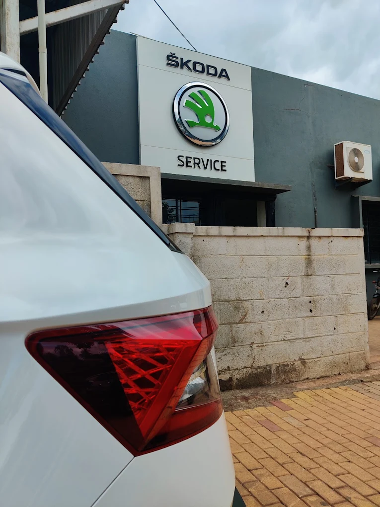 Skoda Showroom and Service